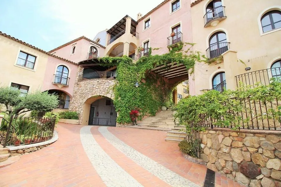 Rokkaria Holidays Apartments Villasimius